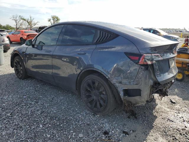 7SAYGDEE2PA201811 - 2023 TESLA MODEL Y GRAY photo 2