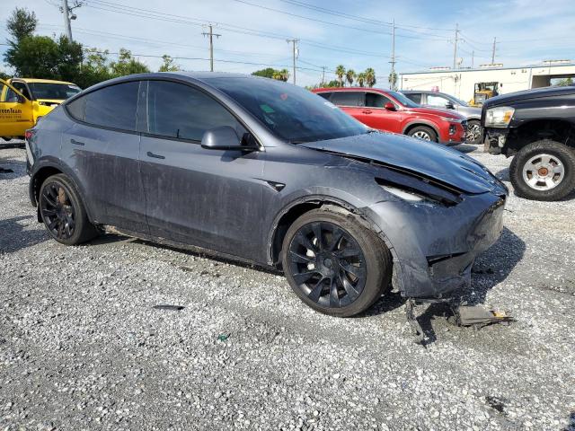 7SAYGDEE2PA201811 - 2023 TESLA MODEL Y GRAY photo 4