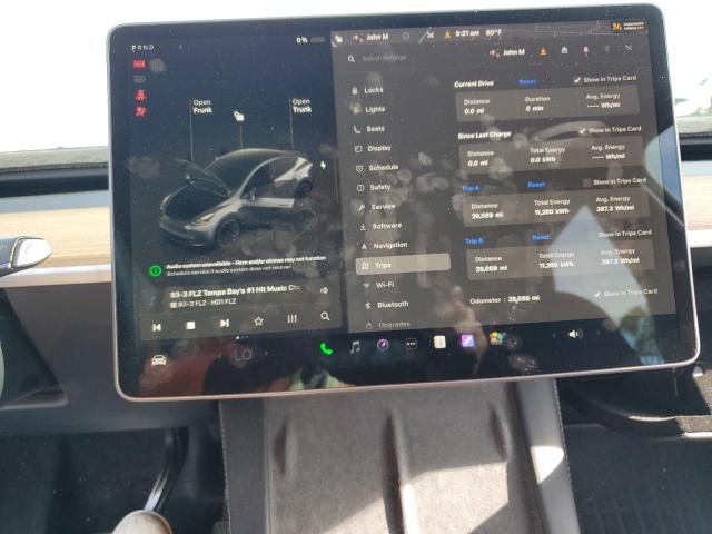 7SAYGDEE2PA201811 - 2023 TESLA MODEL Y GRAY photo 9