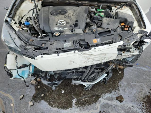JM1BN1K76H1128095 - 2017 MAZDA 3 SPORT WHITE photo 12