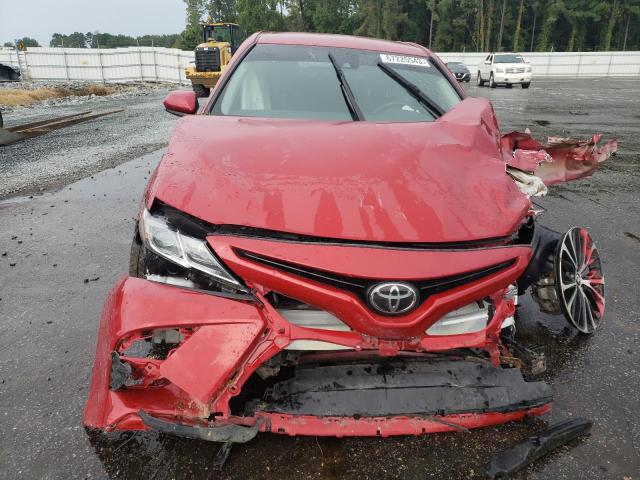 4T1B11HK5KU294598 - 2019 TOYOTA CAMRY L RED photo 5