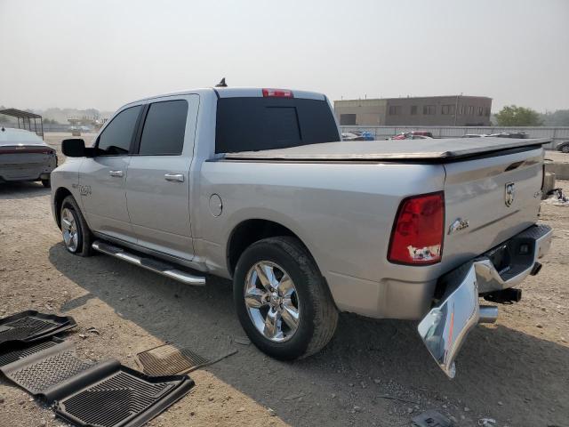1C6RR7LT9KS545284 - 2019 RAM 1500 CLASSIC SLT Сріблястий фото 2