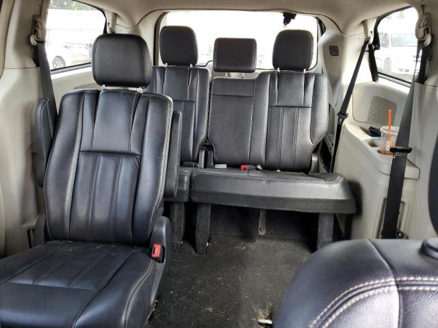 2C4RC1BG9DR675713 - 2013 CHRYSLER TOWN & COU TOURING SILVER photo 10