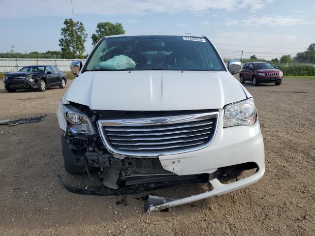 2C4RC1CG7GR208728 - 2016 CHRYSLER TOWN & COU TOURING L WHITE photo 5
