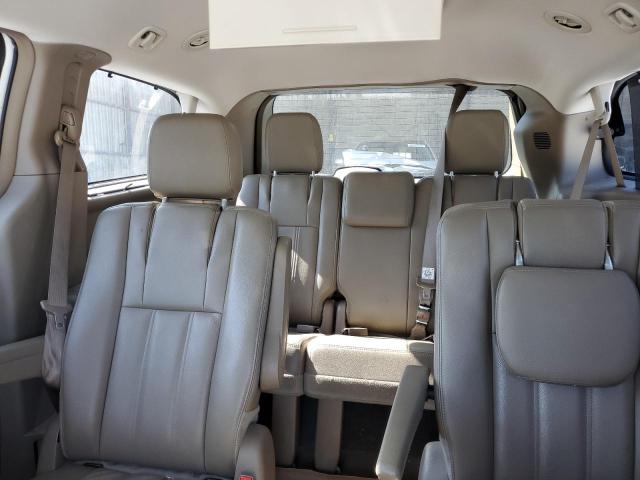 2C4RC1BG3FR554453 - 2015 CHRYSLER TOWN & COU TOURING WHITE photo 10