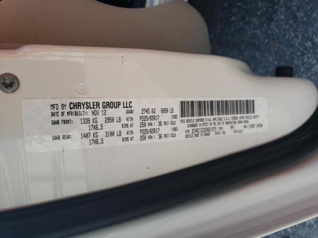 2C4RC1CG2DR621975 - 2013 CHRYSLER TOWN & COU TOURING L WHITE photo 12