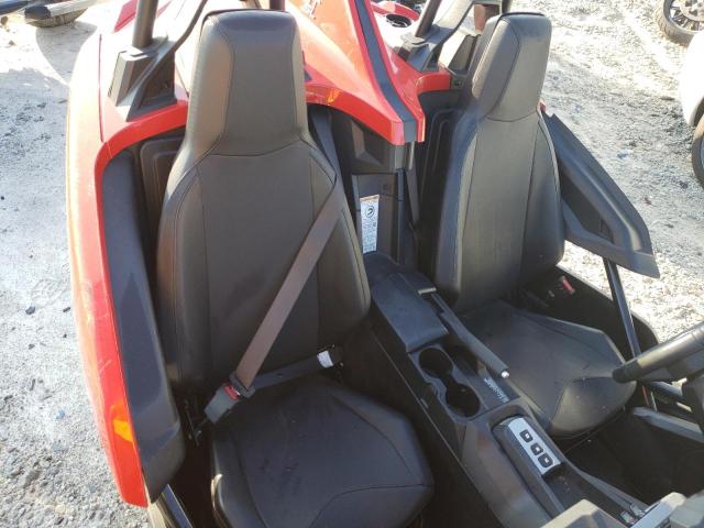 57XAAPHD5N8151546 - 2022 POLARIS SLINGSHOT SL RED photo 6