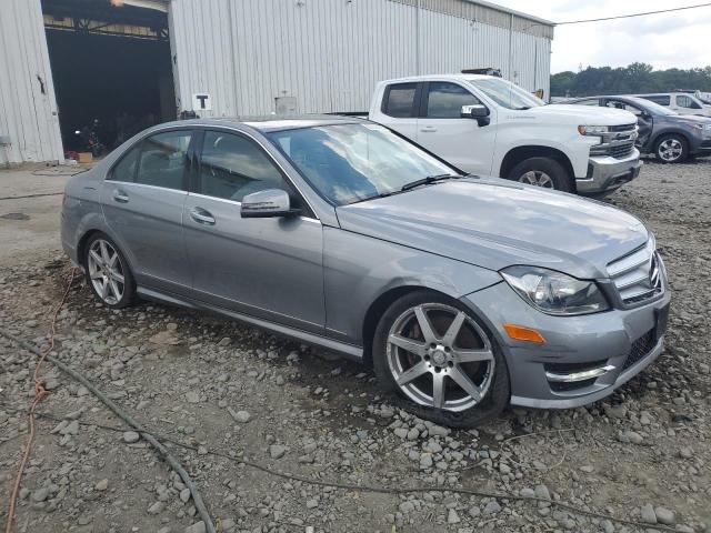 WDDGF8AB7EA956174 - 2014 MERCEDES-BENZ C 300 4MATIC SILVER photo 4