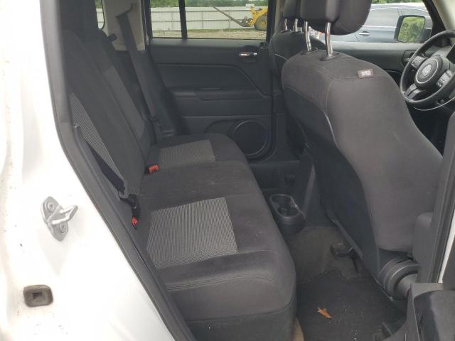 1C4NJPBA5GD719832 - 2016 JEP PATRIOT SPORT 白色 照片 11