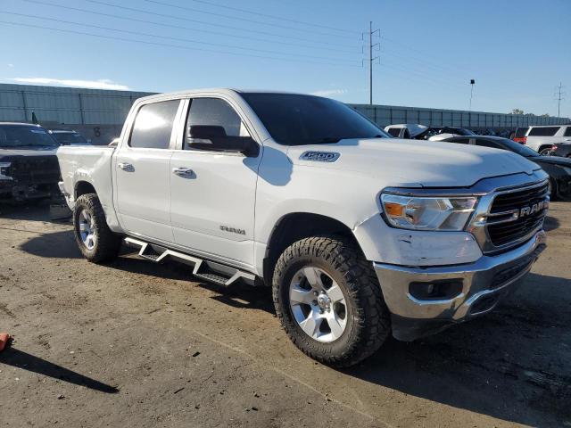 1C6SRFFT3KN886993 - 2019 RAM 1500 BIG HORN/LONE STAR WHITE photo 4