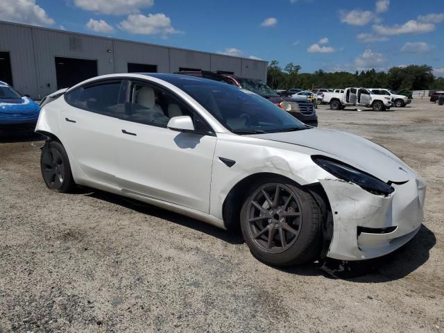 5YJ3E1EA7MF982980 - 2021 TESLA MODEL 3 თეთრი ფოტო 4