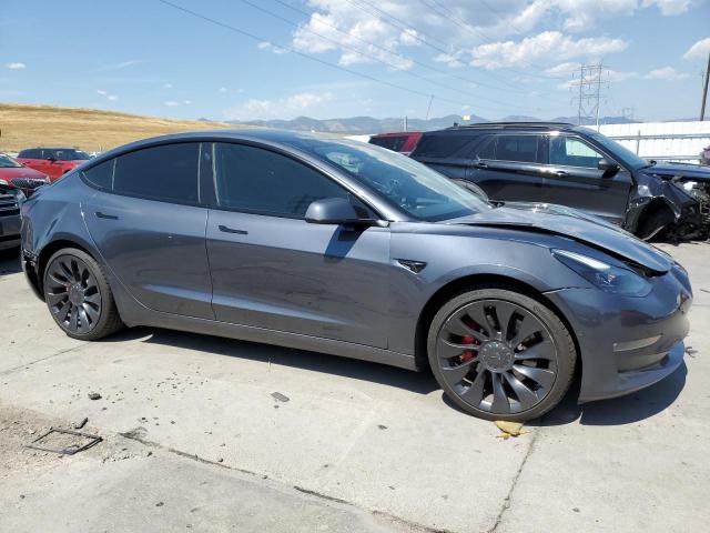 5YJ3E1EC1NF317348 - 2022 TESLA MODEL 3 Մոխրագույն լուսանկար 4