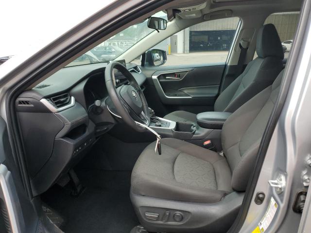 4T3RWRFV6RU123971 - 2024 TOYOTA RAV4 XLE SILVER photo 7