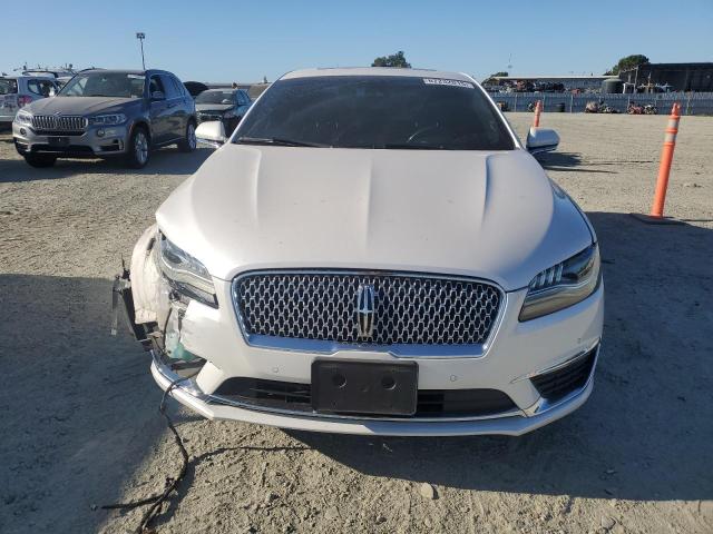 3LN6L5E92HR650848 - 2017 LINCOLN MKZ RESERVE თეთრი ფოტო 5