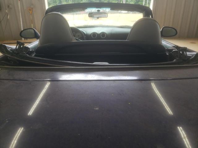 JM1NB353030306219 - 2003 MAZDA MX-5 MIATA BASE BLUE photo 10