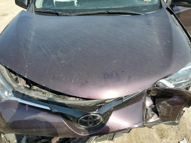 2T3ZFREV3JW454528 - 2018 TOYOTA RAV4 LE იასამნისფერი ფოტო 12