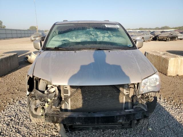 2C4RC1BG2ER447831 - 2014 CHRYSLER TOWN & COU TOURING GOLD photo 5