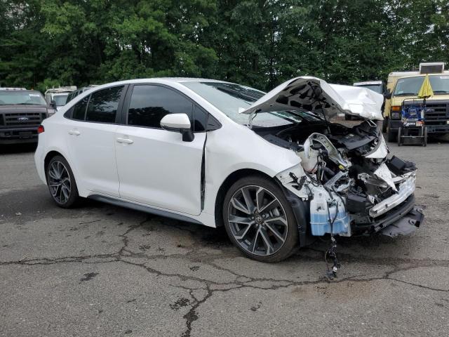 5YFS4MCE8MP064391 - 2021 TOYOTA COROLLA SE WHITE photo 4