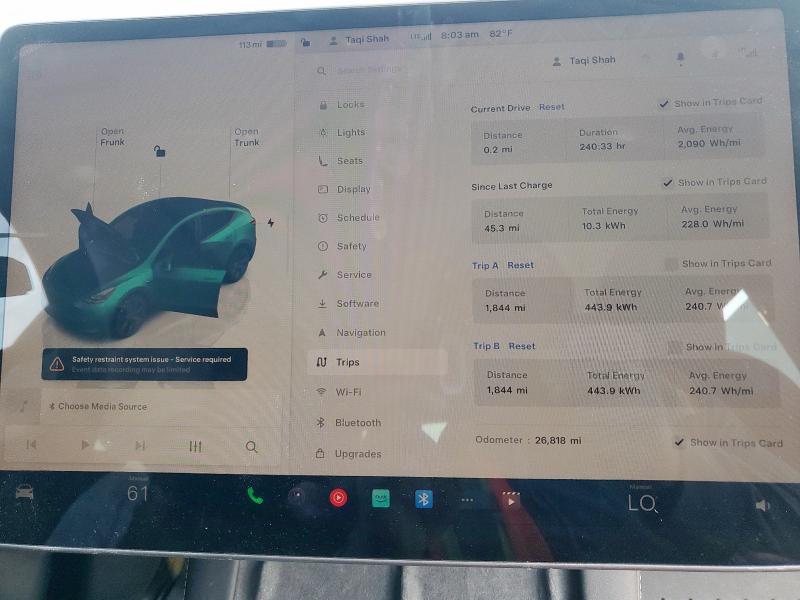 7SAYGAEE1RF192734 - 2024 TESLA MODEL Y Schwarz Foto 9