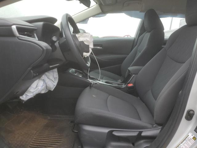 5YFEPMAE3MP193324 - 2021 TOYOTA COROLLA LE SILVER photo 7