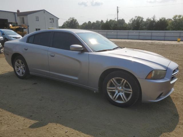 2B3CL3CG8BH527962 - 2011 DODGE CHARGER SILVER photo 4