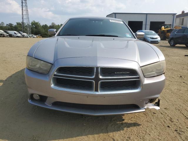 2B3CL3CG8BH527962 - 2011 DODGE CHARGER SILVER photo 5