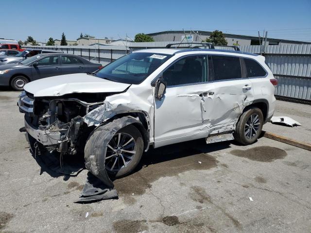 2017 TOYOTA HIGHLANDER SE, 