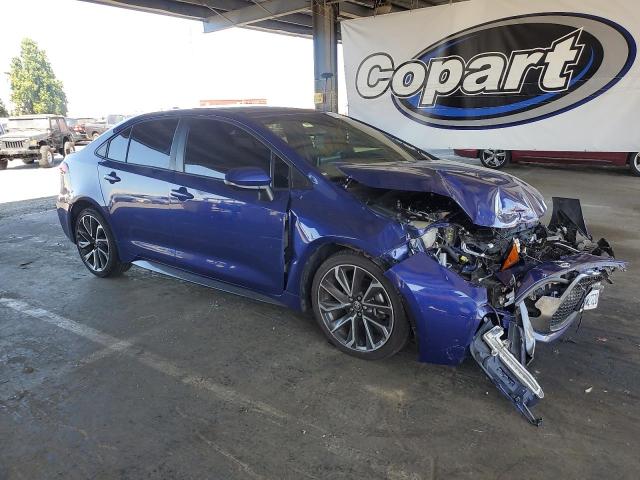 5YFS4RCE7LP037288 - 2020 TOYOTA COROLLA SE 蓝色 照片 4