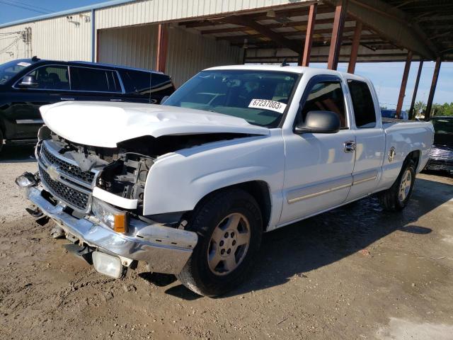 1GCEC19Z57Z192154 - 2007 CHEVROLET SILVERADO C1500 CLASSIC WHITE photo 1