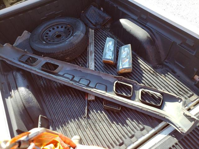 1GCEC19Z57Z192154 - 2007 CHEVROLET SILVERADO C1500 CLASSIC WHITE photo 12