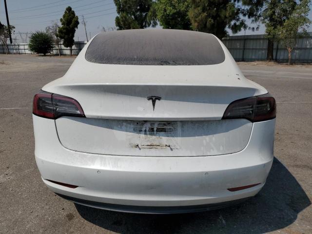 5YJ3E1EA7JF049138 - 2018 TESLA MODEL 3 Սպիտակ լուսանկար 6