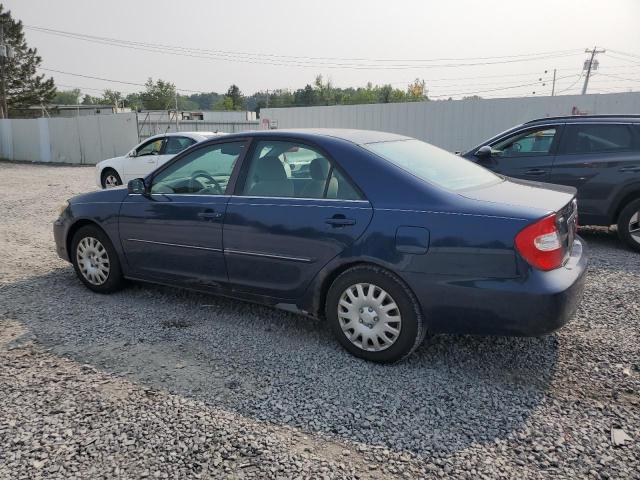 4T1BE32K33U198303 - 2003 TOYOTA CAMRY LE BLUE photo 2