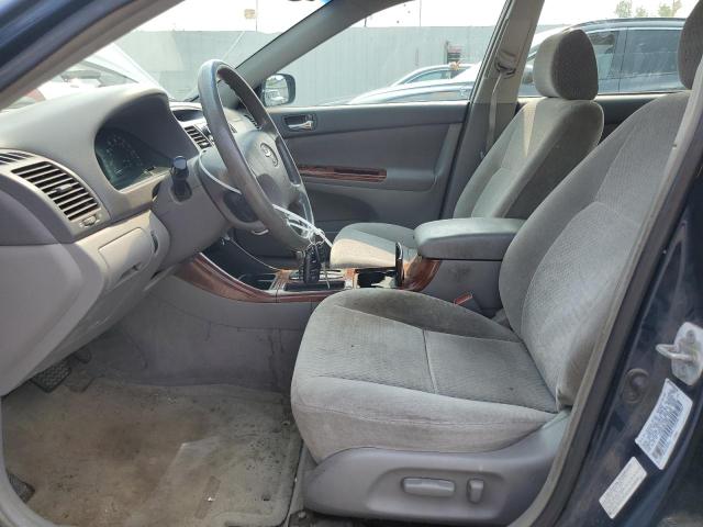 4T1BE32K33U198303 - 2003 TOYOTA CAMRY LE BLUE photo 7