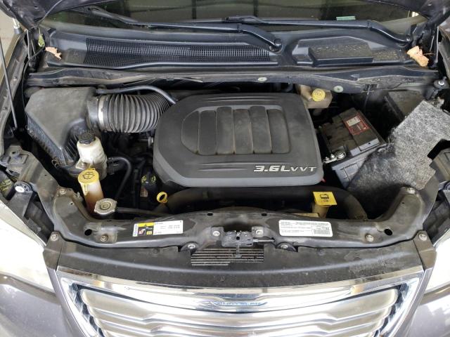 2C4RC1BGXFR710620 - 2015 CHRYSLER TOWN & COU TOURING GRAY photo 12
