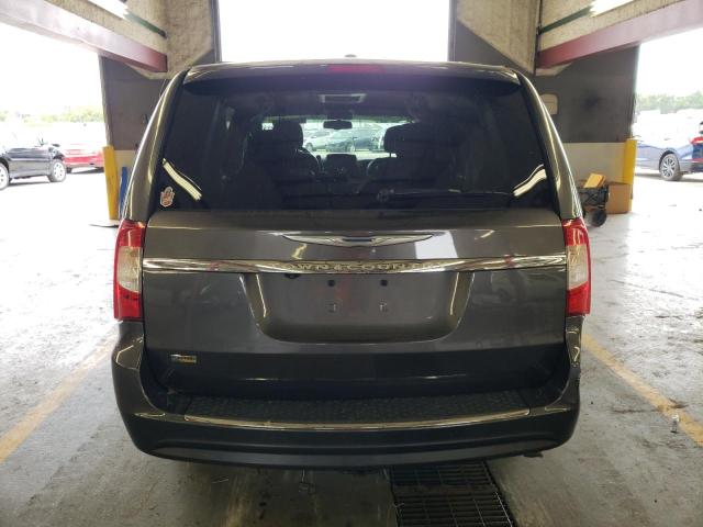 2C4RC1BGXFR710620 - 2015 CHRYSLER TOWN & COU TOURING GRAY photo 6