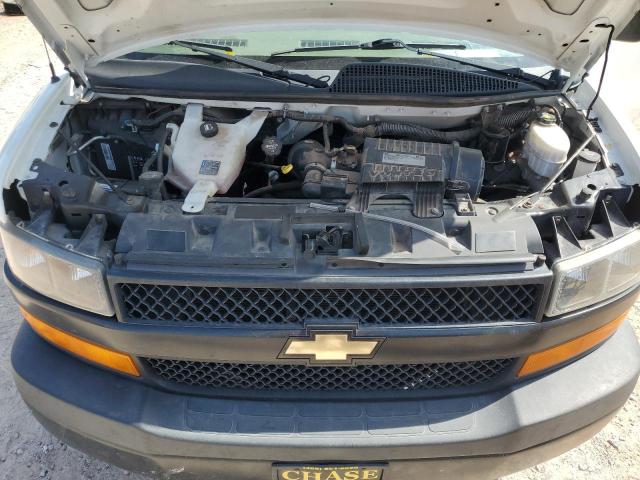 1GCWGAFG2K1236744 - 2019 CHEVROLET EXPRESS G2 WHITE photo 12