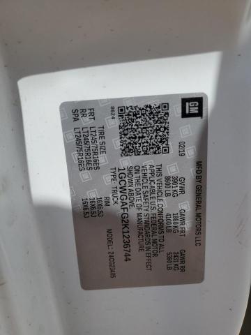 1GCWGAFG2K1236744 - 2019 CHEVROLET EXPRESS G2 WHITE photo 13