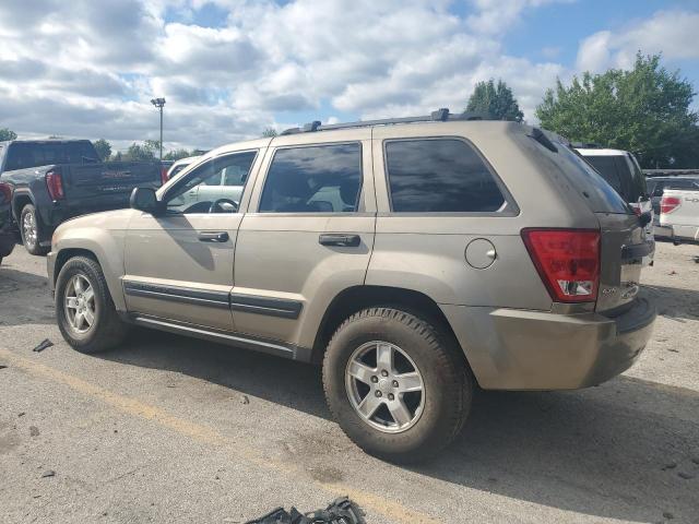 1J4GR48K75C717139 - 2005 JEEP GRAND CHER LAREDO TAN photo 2
