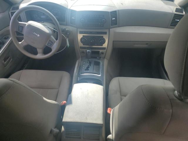 1J4GR48K75C717139 - 2005 JEEP GRAND CHER LAREDO TAN photo 8