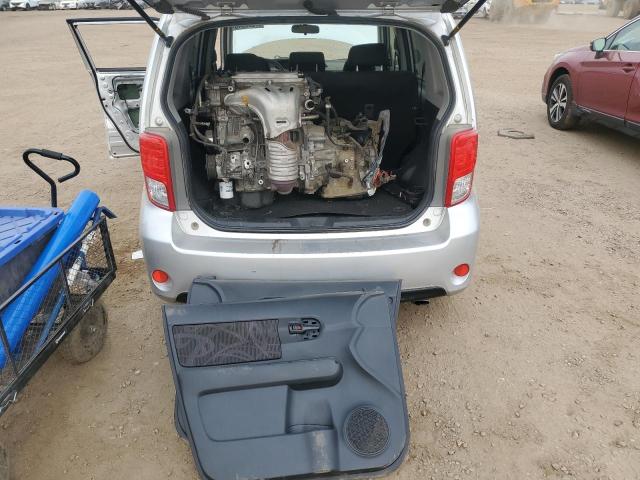 JTLZE4FE5FJ072631 - 2015 TOYOTA SCION XB SILVER photo 12