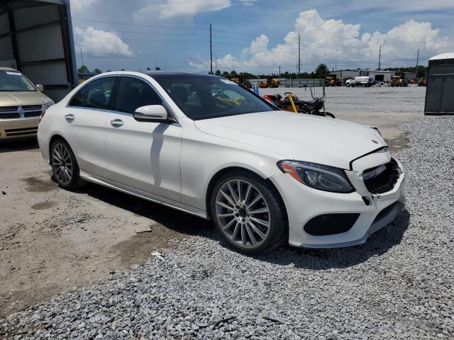 WDDWF4JB9JR414977 - 2018 MERCEDES-BENZ C 300 白色 照片 4