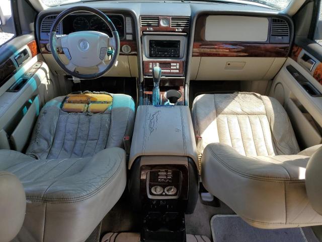 5LMFU28R83LJ31587 - 2003 LINCOLN NAVIGATOR თეთრი ფოტო 8