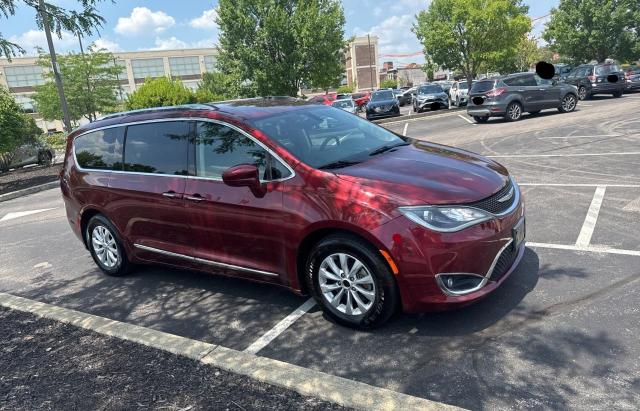 2C4RC1BG9JR211624 - 2018 CHRYSLER PACIFICA TOURING L MAROON photo 1