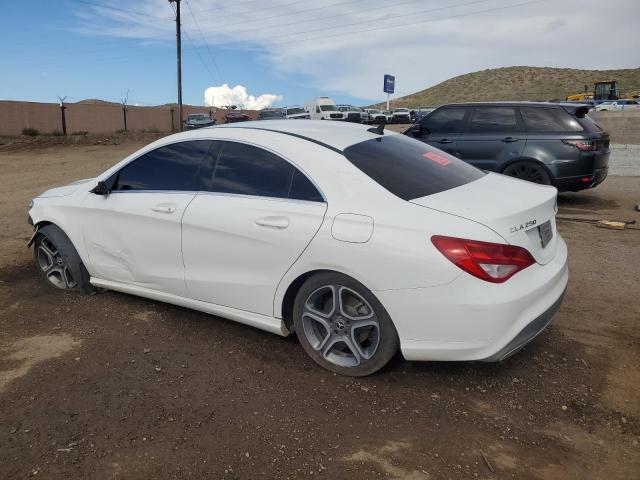 WDDSJ4EB6KN720762 - 2019 MERCEDES-BENZ CLA 250 თეთრი ფოტო 2