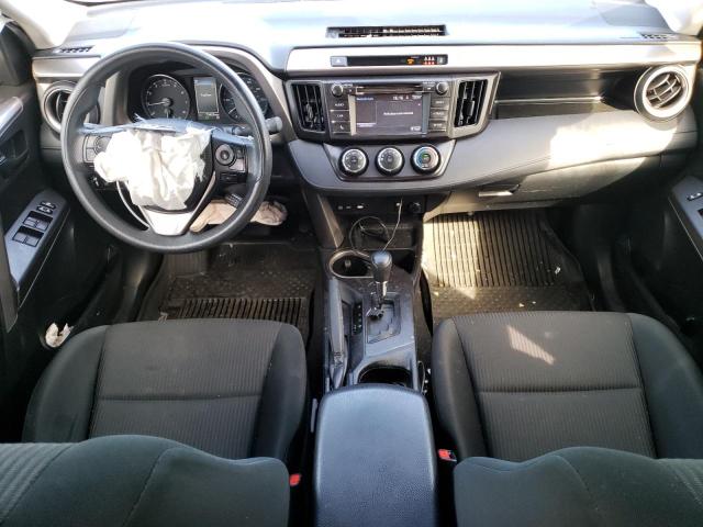 JTMBFREV7JJ189032 - 2018 TOYOTA RAV4 LE Boz foto 8