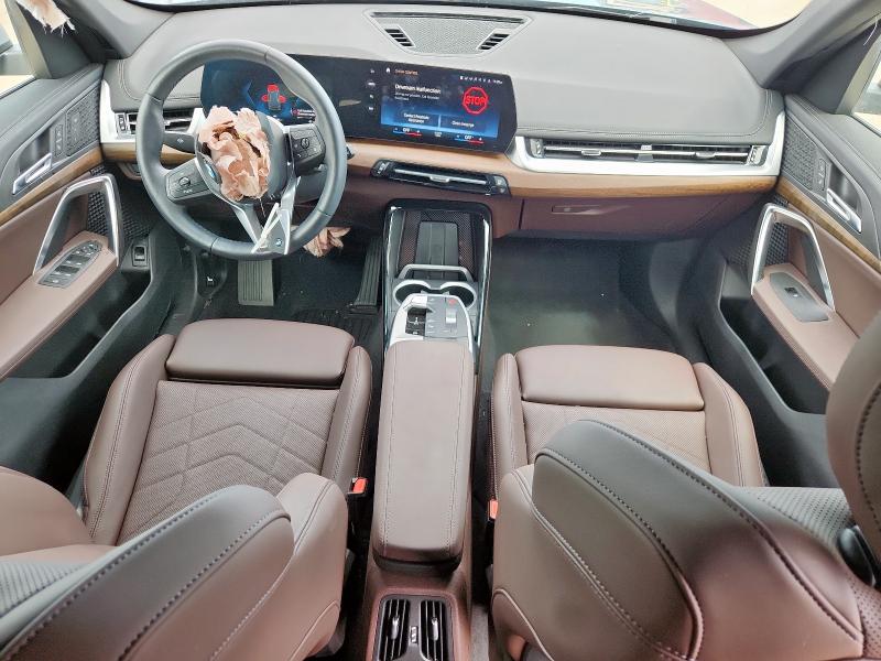 WBX73EF04P5Y00505 - 2023 BMW X1 XDRIVE28I Grün Foto 8