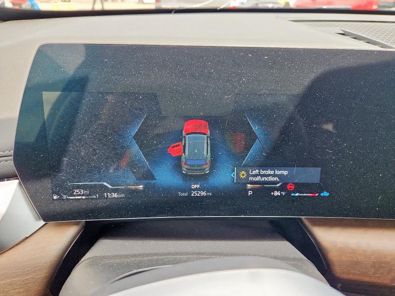 WBX73EF04P5Y00505 - 2023 BMW X1 XDRIVE28I Grün Foto 9