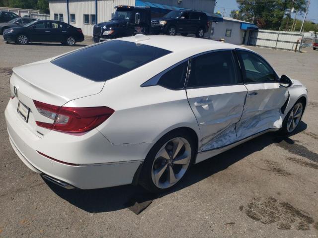 1HGCV1F92JA120499 - 2018 HONDA ACCORD TOURING WHITE photo 3