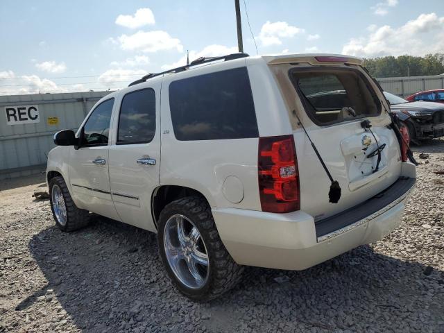 1GNUCCE03AR232440 - 2010 CHEVROLET TAHOE C1500 LTZ WHITE photo 2