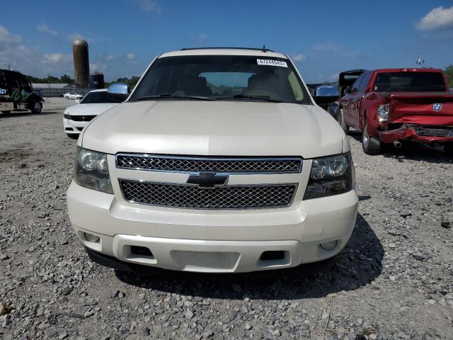 1GNUCCE03AR232440 - 2010 CHEVROLET TAHOE C1500 LTZ WHITE photo 5